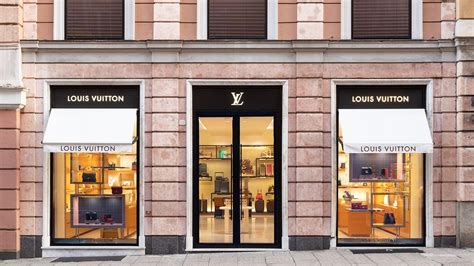 louis vuitton genova telefono|Louis Vuitton Genova Store in Genova, Italy .